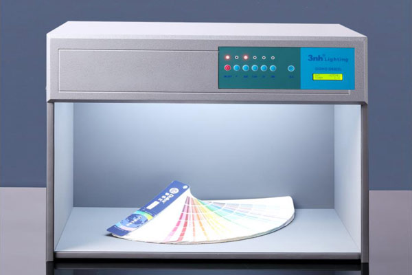 购买三恩时标准光源箱怎么选择合适的型号？
